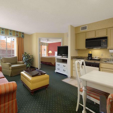 Hawthorn Suites By Wyndham Jacksonville Exterior foto