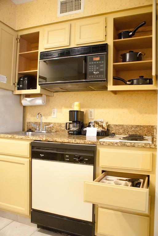 Hawthorn Suites By Wyndham Jacksonville Habitación foto